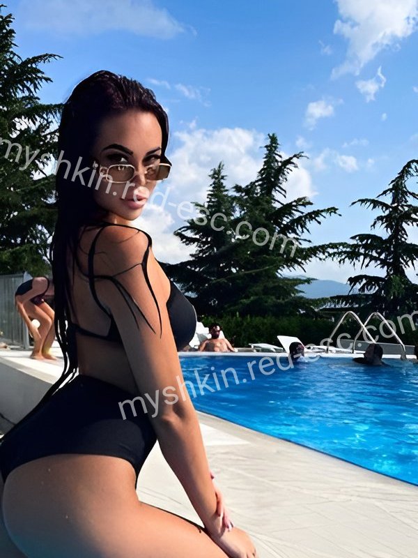 Ника — Мышкин